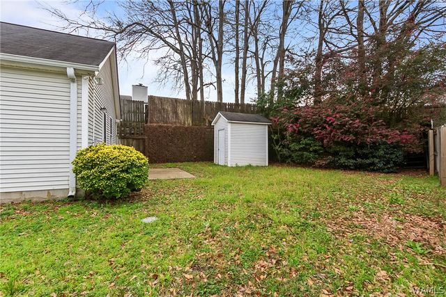 2445 Meadowlark, Northport, AL 35476