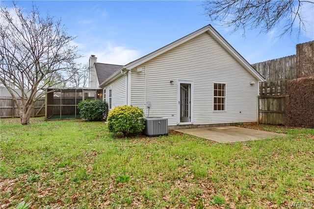 2445 Meadowlark, Northport, AL 35476