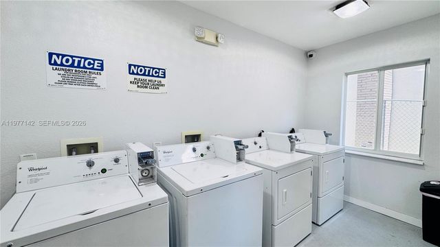 1737 NW 3rd Ave 2, Miami, FL 33136