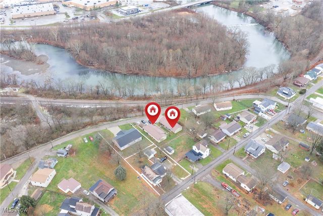 432 - 438 Bank Lane SE, New Philadelphia, OH 44663