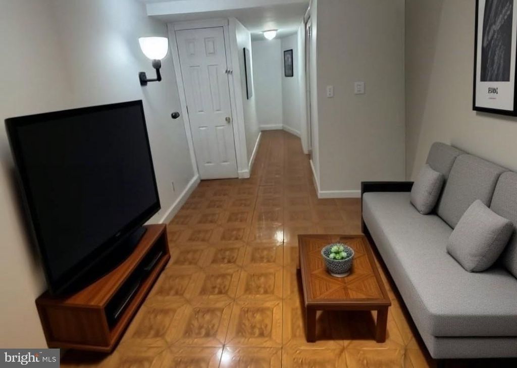 744-00 S 22ND ST #1B, PHILADELPHIA, PA 19146 — photo 2
