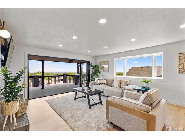 6958 Brentwood Ct, Arvada, CO 80004