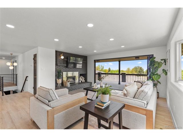 6958 Brentwood Ct, Arvada, CO 80004