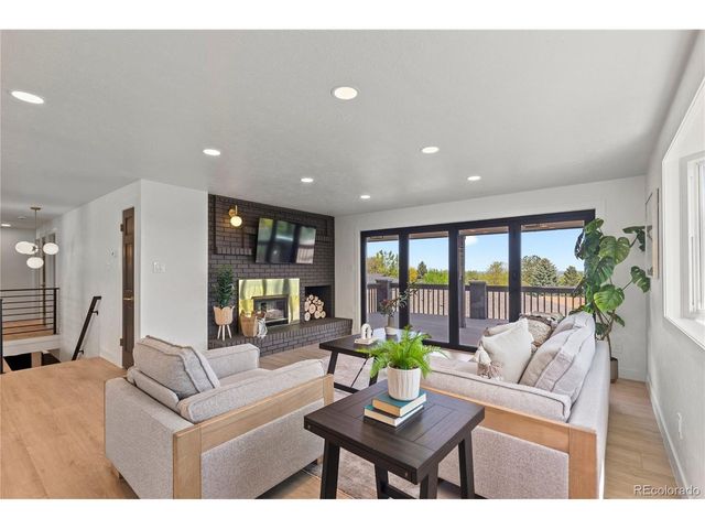 6958 Brentwood Ct, Arvada, CO 80004