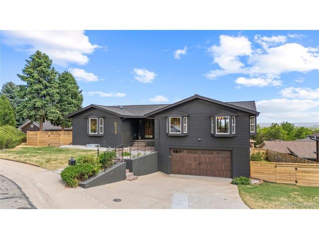 6958 Brentwood Ct, Arvada, CO 80004