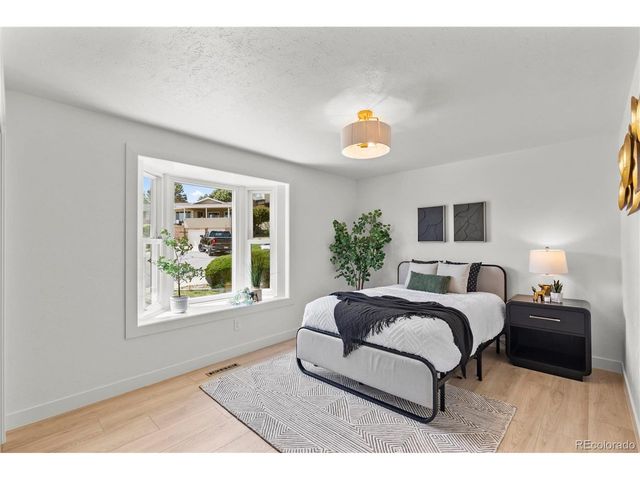 6958 Brentwood Ct, Arvada, CO 80004
