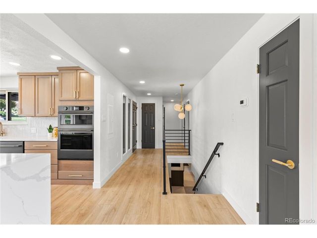 6958 Brentwood Ct, Arvada, CO 80004