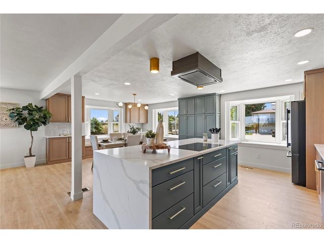 6958 Brentwood Ct, Arvada, CO 80004