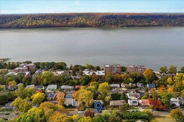 52 Windsor Terrace, Yonkers, NY 10701