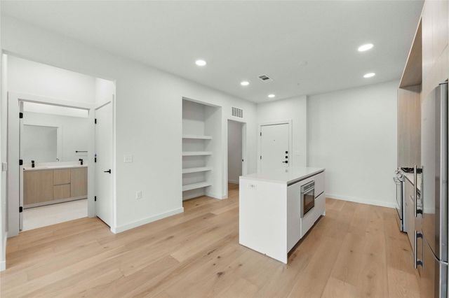 2209 S 1st ST 224, Austin, TX 78704