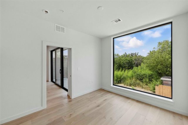 2209 S 1st ST 224, Austin, TX 78704