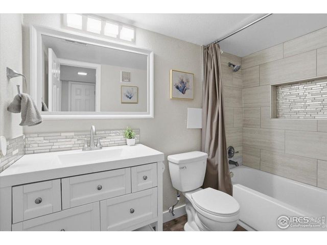 4450 S Pitkin St 126, Aurora, CO 80015