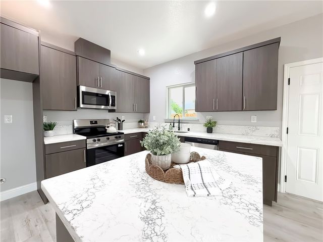 1519 9th Avenue, Olivehurst, CA 95961