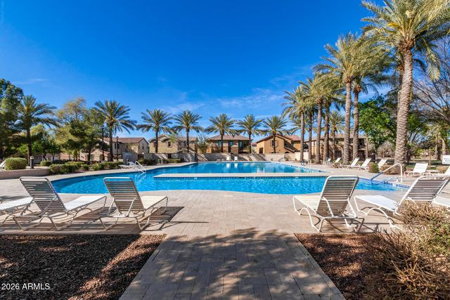 3671 E LESLIE Drive, Gilbert, AZ 85296