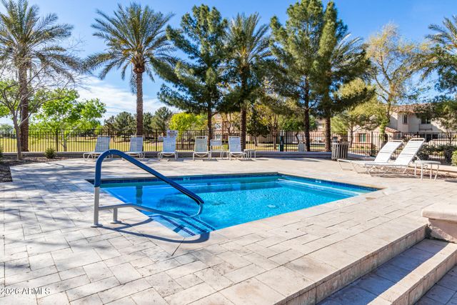 3671 E LESLIE Drive, Gilbert, AZ 85296