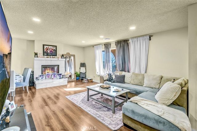 50047 250th W, Lancaster, CA 93536