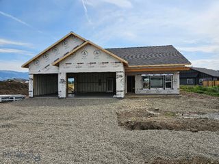 1108 Falcon Ridge Boulevard, Belgrade, MT 59714