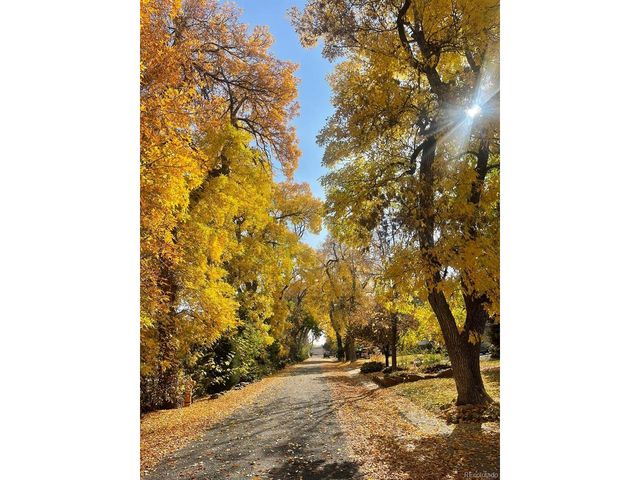 1065 Zang St, Golden, CO 80401