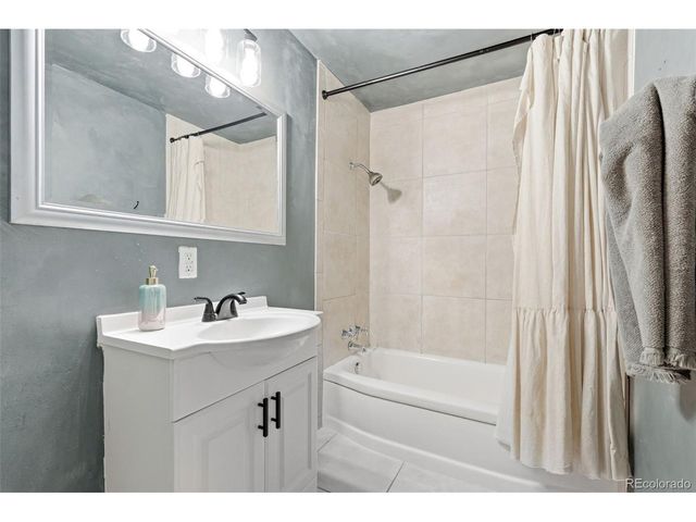 1065 Zang St, Golden, CO 80401