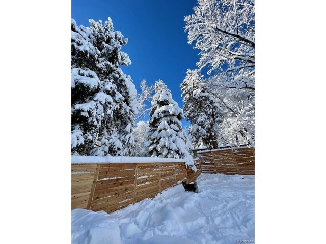 1065 Zang St, Golden, CO 80401