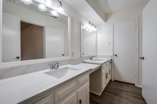 1902 Pat Ln, Carrollton, TX 75006