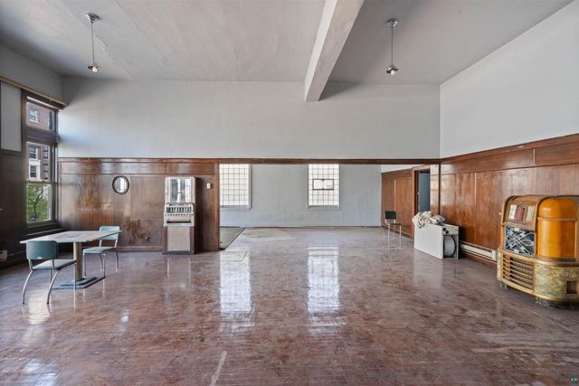 1222 Tower Ave, Superior, WI 54880