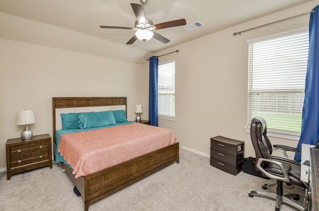 6807 Vista Ledge Drive, Baytown, TX 77521
