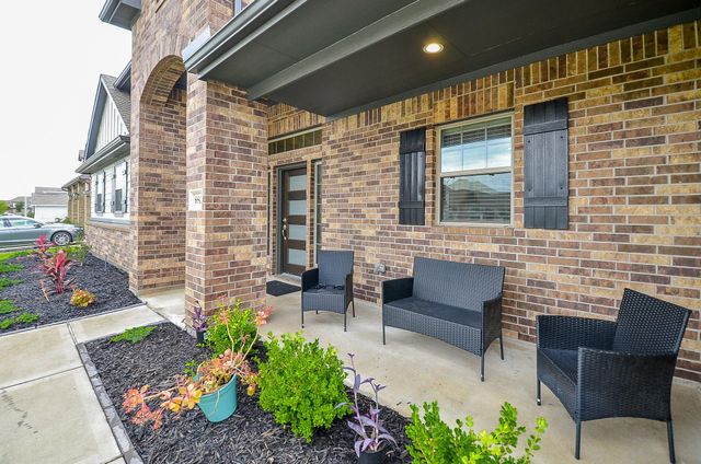 6807 Vista Ledge Drive, Baytown, TX 77521
