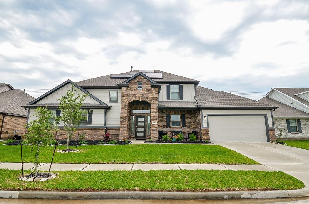 6807 Vista Ledge Drive, Baytown, TX 77521