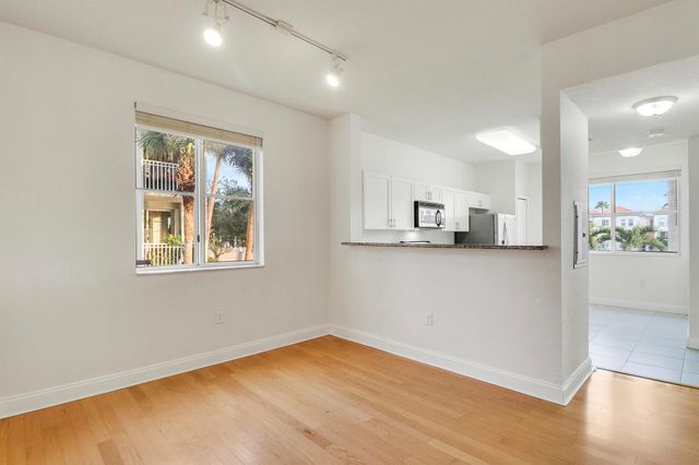 11033 Legacy Boulevard 203, Palm Beach Gardens, FL 33410