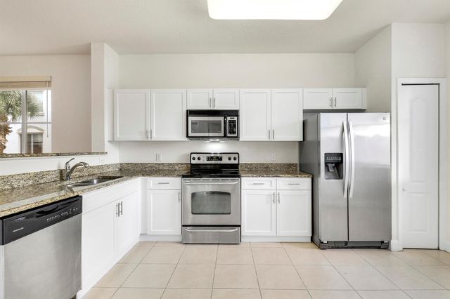 11033 Legacy Boulevard 203, Palm Beach Gardens, FL 33410