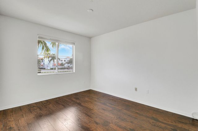 11033 Legacy Boulevard 203, Palm Beach Gardens, FL 33410