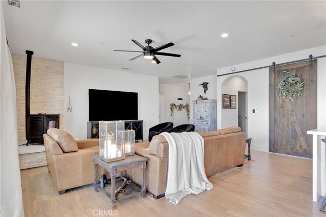 8357 Macron, Oak Hills, CA 92344