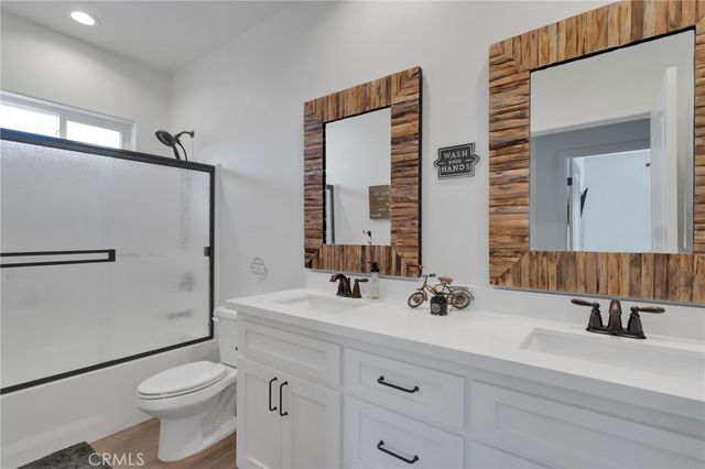 8357 Macron, Oak Hills, CA 92344