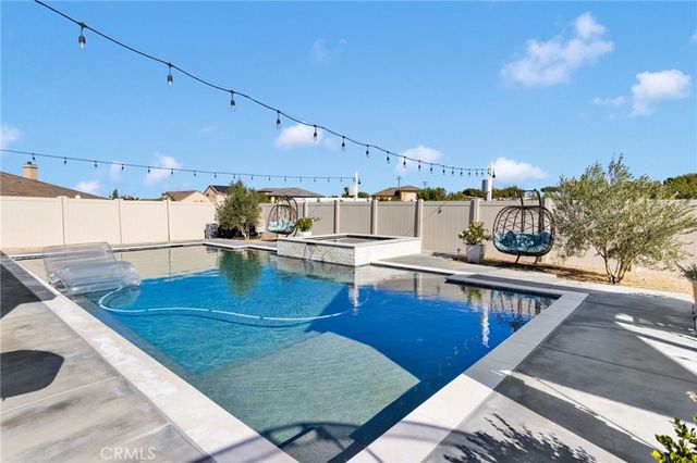 8357 Macron, Oak Hills, CA 92344