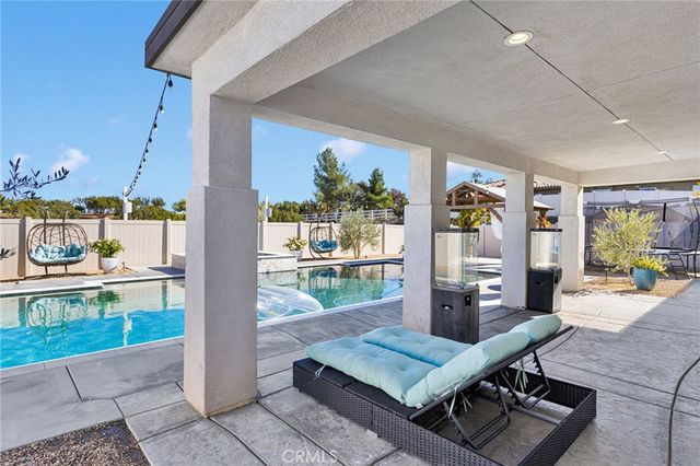 8357 Macron, Oak Hills, CA 92344