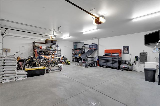 8357 Macron, Oak Hills, CA 92344