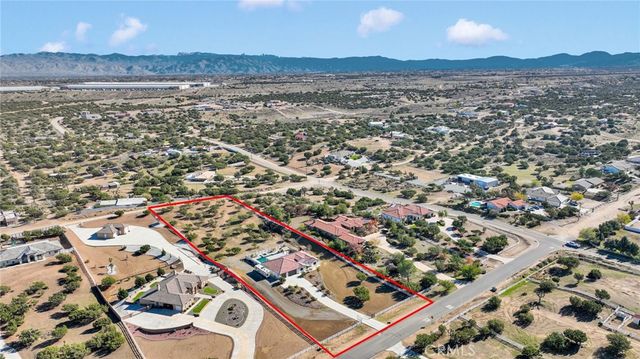 8357 Macron, Oak Hills, CA 92344