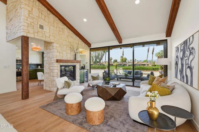 250 Calle Del Verano, Palm Desert, CA 92260