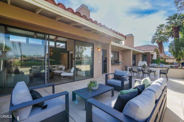250 Calle Del Verano, Palm Desert, CA 92260
