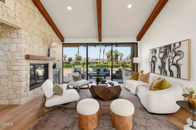 250 Calle Del Verano, Palm Desert, CA 92260