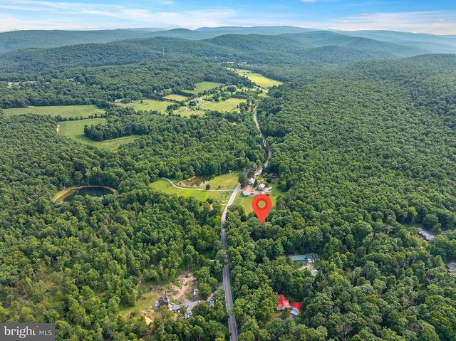 630 BUCHANAN VALLEY RD, Orrtanna, PA 17353