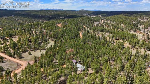 2450 Pathfinder Road, Florissant, CO 80816