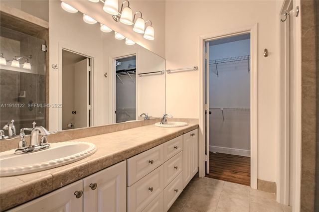 7652 S Pinewalk Drive S 139, Margate, FL 33063