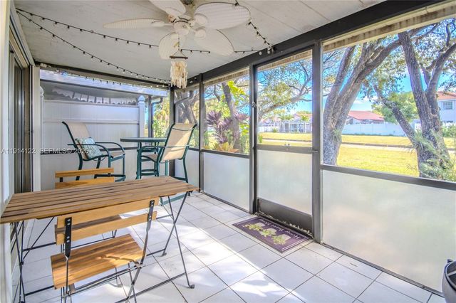 7652 S Pinewalk Drive S 139, Margate, FL 33063