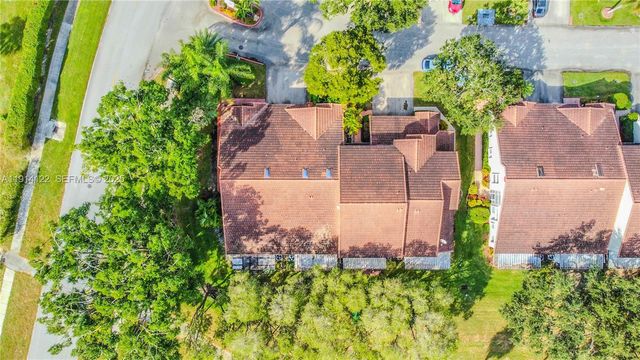7652 S Pinewalk Drive S 139, Margate, FL 33063