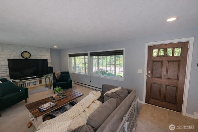 7417 NE 170th Street, Kenmore, WA 98028