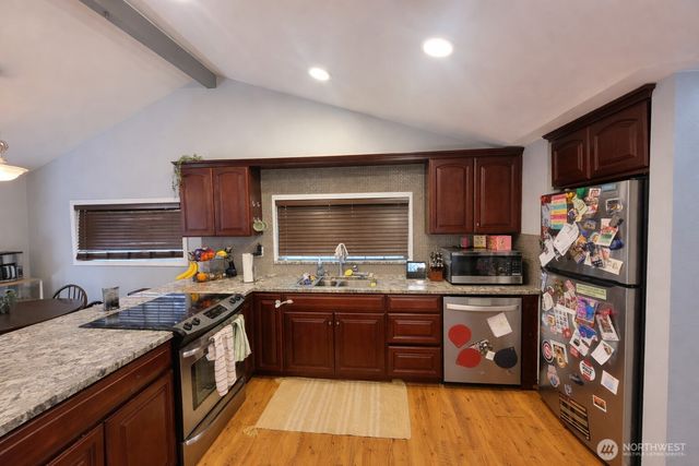 7417 NE 170th Street, Kenmore, WA 98028