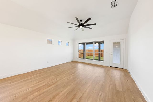 1941 Daybreak Drive, Venus, TX 76009