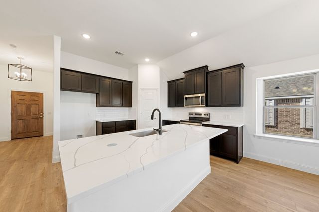 1941 Daybreak Drive, Venus, TX 76009